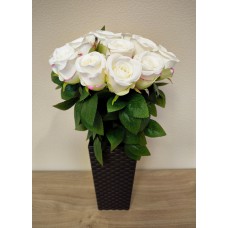 Кашпо №1 с бутонами роз 20г.(1)
